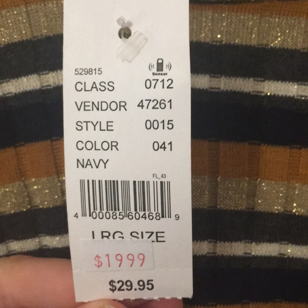 BRAND NEW W TAGS long sleeve turtleneck - Picture 2 of 2